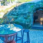 Conchiglia Blu Con Piscina Villa