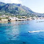 Conchiglia Blu Con Piscina * Forio di Ischia
