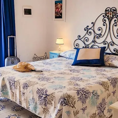 Conchiglia Blu Con Piscina Вилла Форио