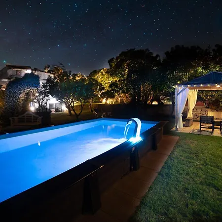 Conchiglia Blu Con Piscina Вилла *