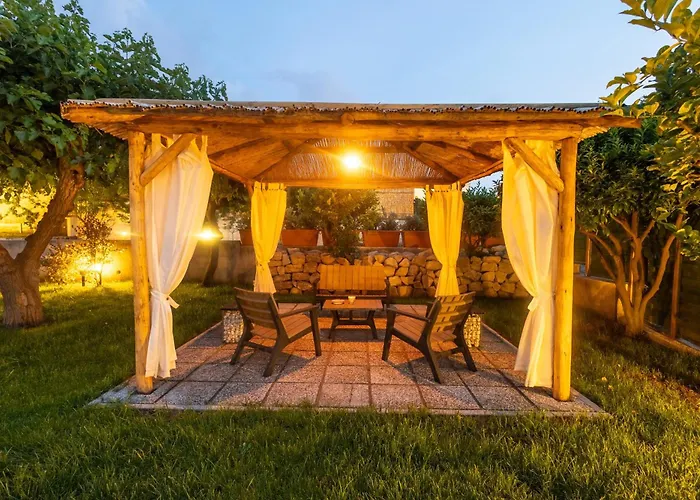 Conchiglia Blu Con Piscina *