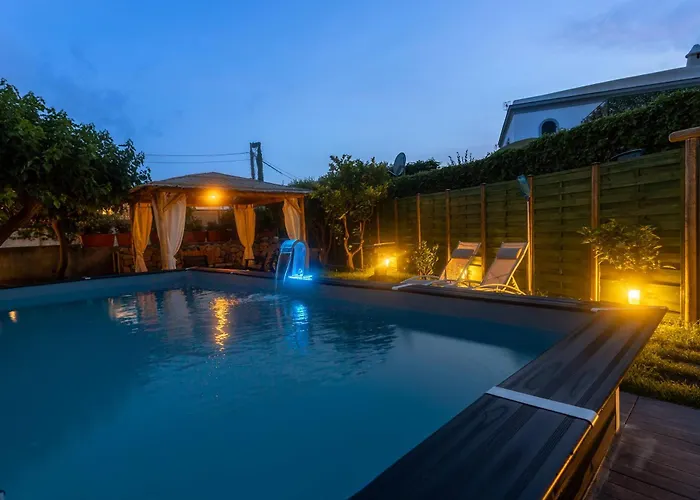 Conchiglia Blu Con Piscina *