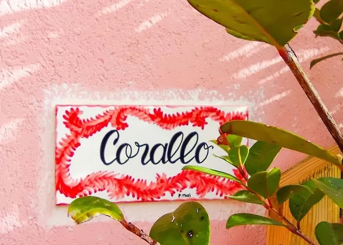 Conchiglia Blu Con Piscina Forio di Ischia